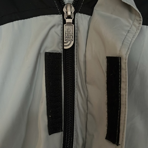 Men’s Northface Jacket - Picture 5 of 7